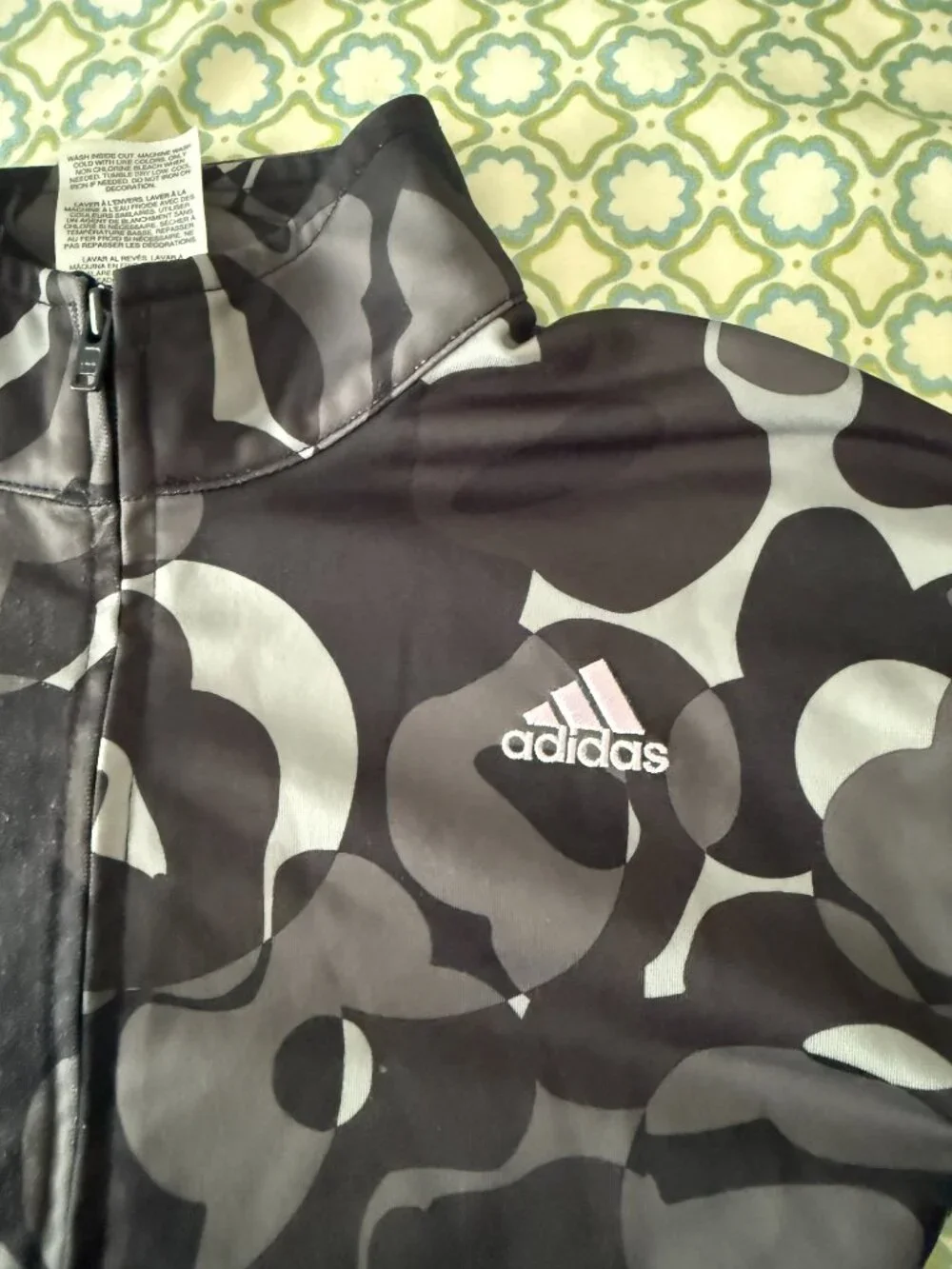 adidas Girls Size 5 Floral Track Suit Jacket Jogger Pants Black Gray Pink